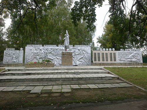 Mass Grave Soviet Soldiers & War Memorial Staromykhailivka