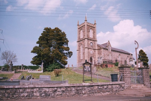Oorlogsgraf van het Gemenebest Magheragall Church of Ireland Churchyard