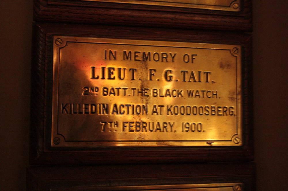 Memorial Lt. Frederick Guthrie Tait