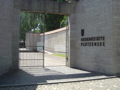 Pltzensee Memorial Center