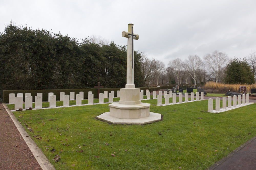 Oorlogsgraven van het Gemenebest Algemene Begraafplaats Winterswijk