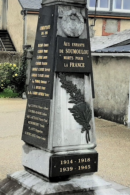 War Memorial Soumoulou #5