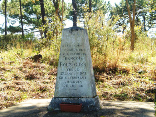 Monument Francois Bouzigues