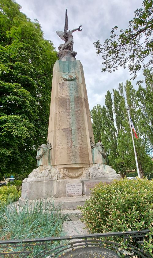 Oorlogsmonument Beaune #4