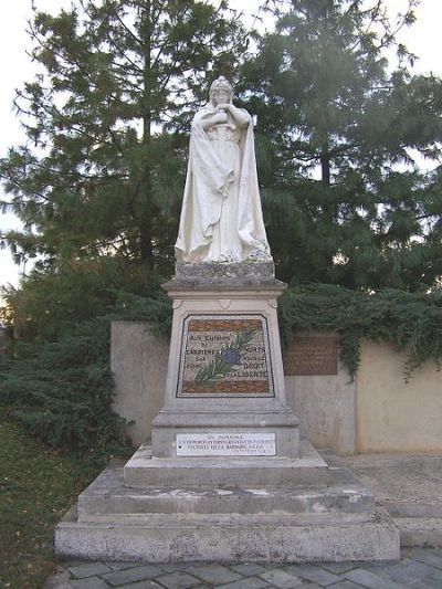 War Memorial Carrires-sur-Seine