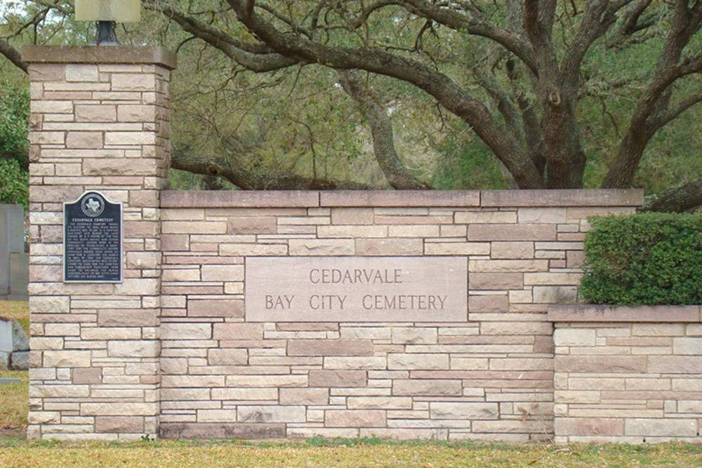 American War Graves Cedarvale Bay City Cemetery