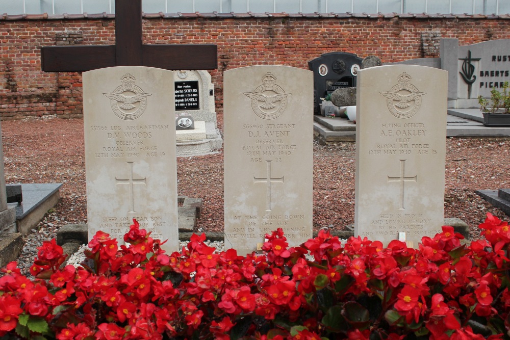 Commonwealth War Graves Munsterbilzen