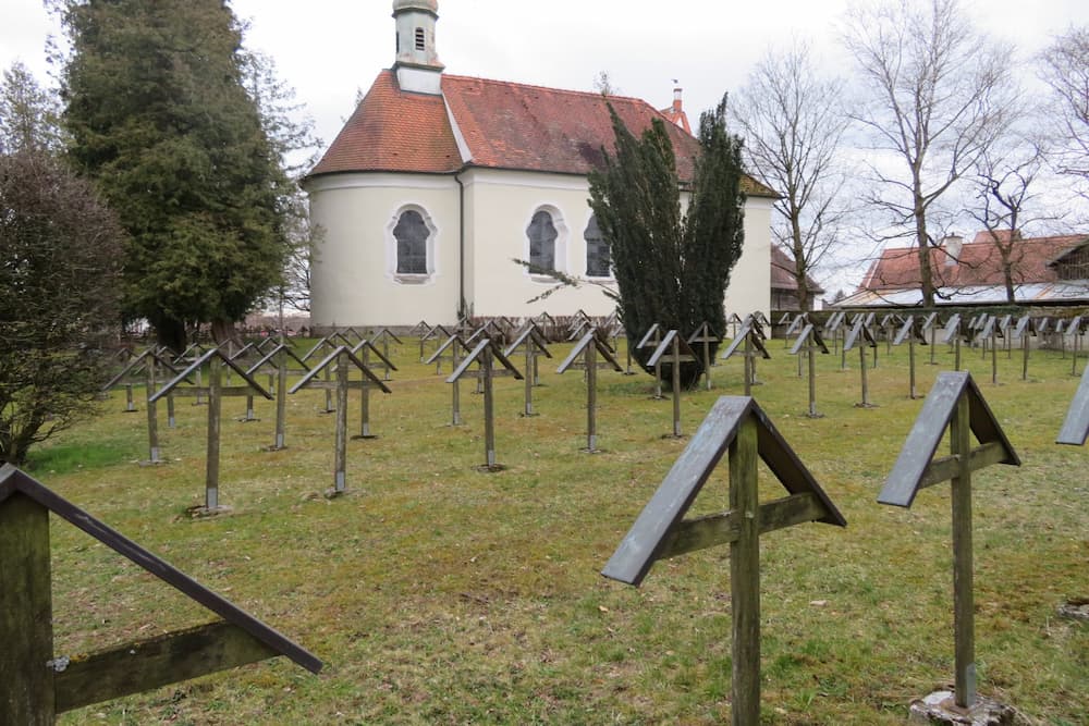 Graves German War Criminals (Spttinger Friedhof)