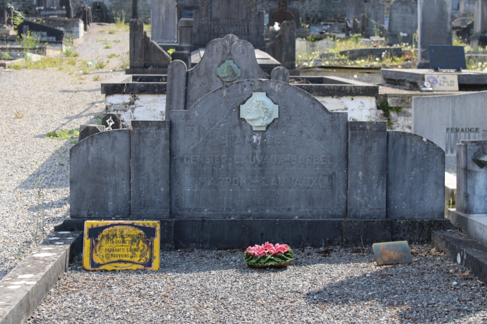 Belgian Graves Veterans Saint-Aubin