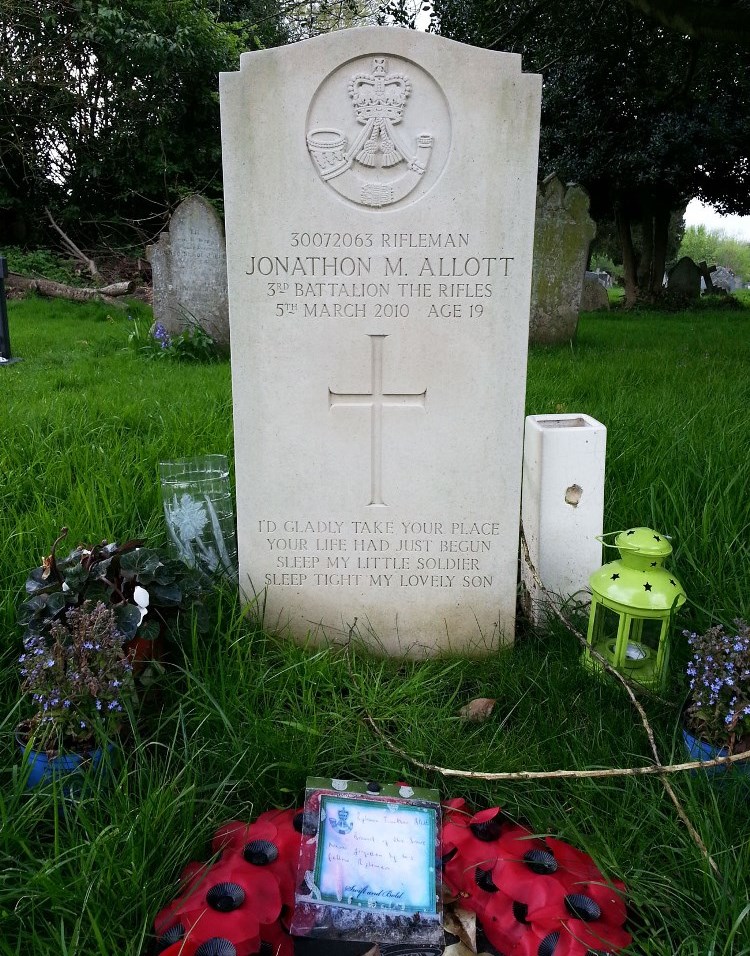 British War Grave Saint Andrew Churchyard