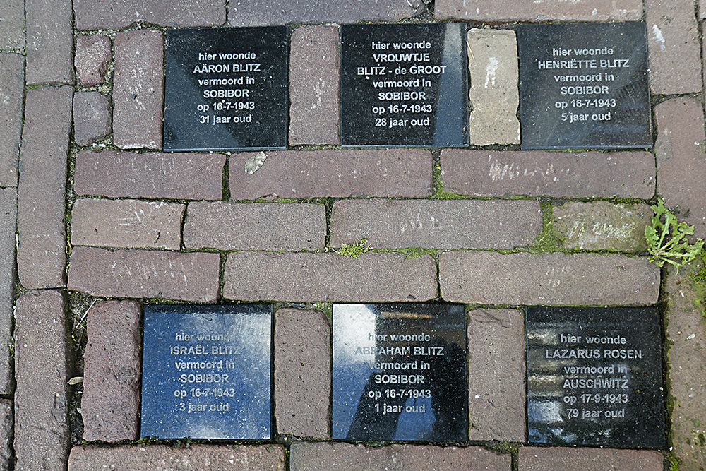 Memorial Stones Krommestraat 9