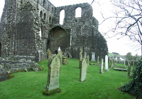Oorlogsgraf van het Gemenebest Dundrennan Abbey Churchyard