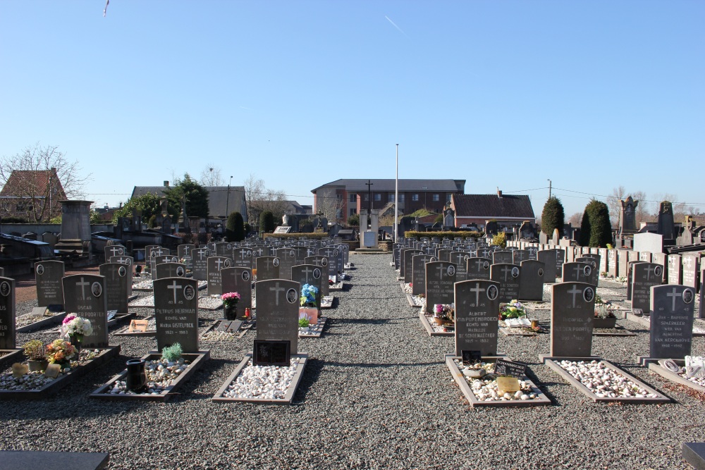 Belgian Graves Veterans Overmere