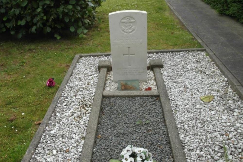 Commonwealth War Grave Schelle