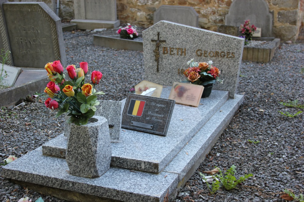 Belgian Graves Veterans Louvignies