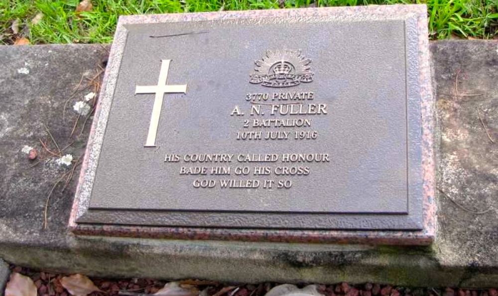 Commonwealth War Grave Chatswood South Methodist Cemetery