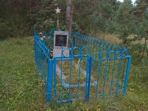 Field Grave Russian Soldier