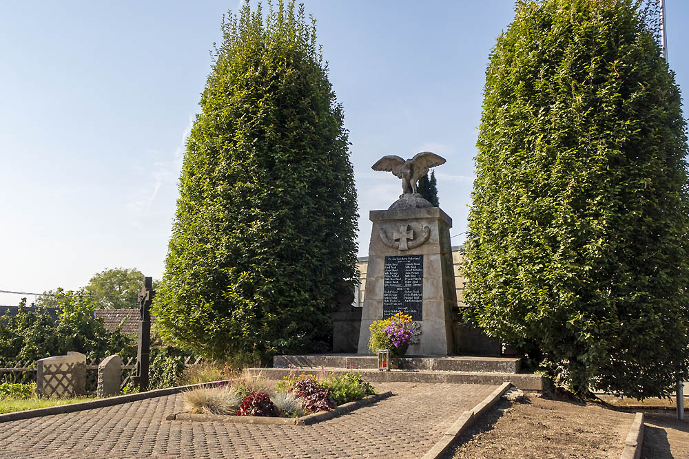 War Memorial Ltzingen #1