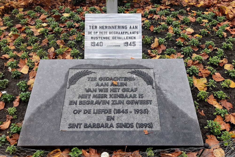 Nederlandse Oorlogsgraven Rooms Katholieke Begraafplaats St. Barbara Amsterdam