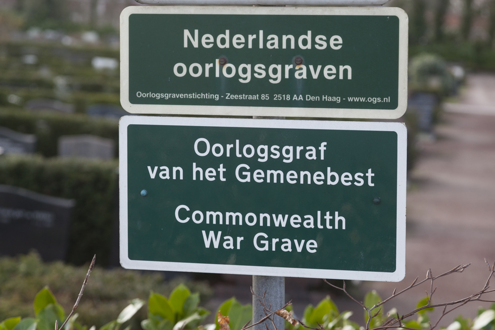 Commonwealth War Grave Hattem #4