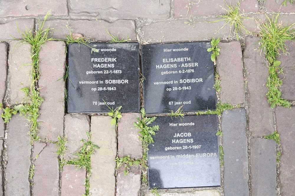 Memorial Stones Achterstraat 16
