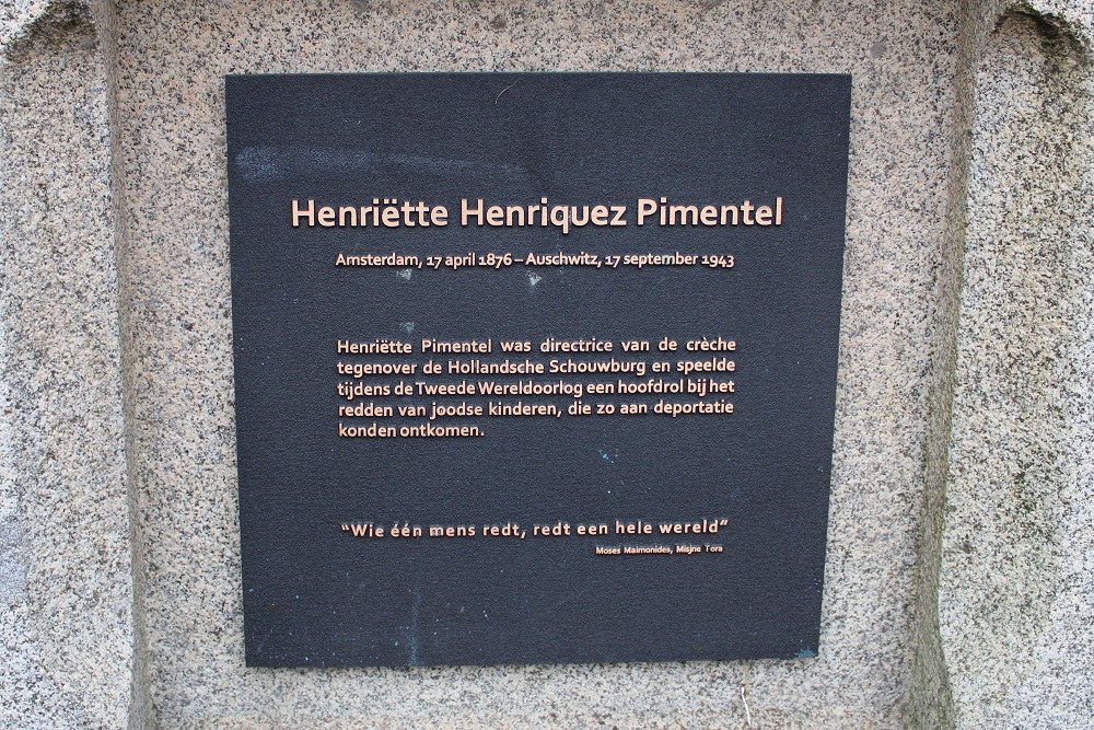 Memorial Plates Henritte Pimentel Bridge
