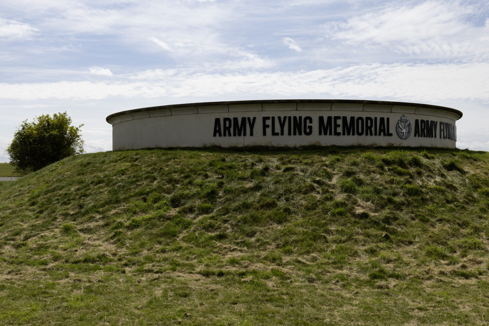 Monument Army Flying