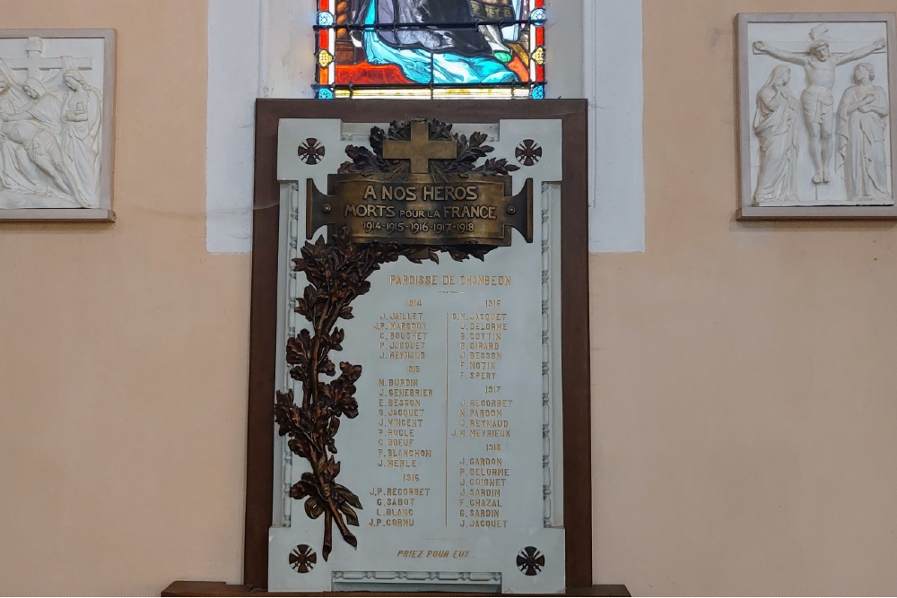 War Memorial Eglise Saint-Etienne de Chambon #1