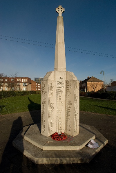 War Memorial Dagenham