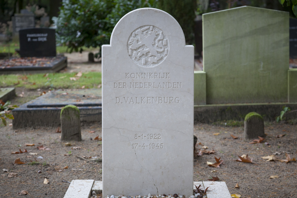 Dutch War Graves Veenendaal