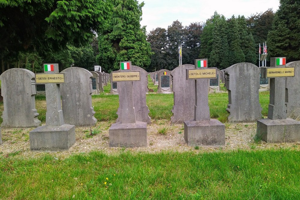 Italiaanse Oorlogsgraven Antwerpen Schoonselhof