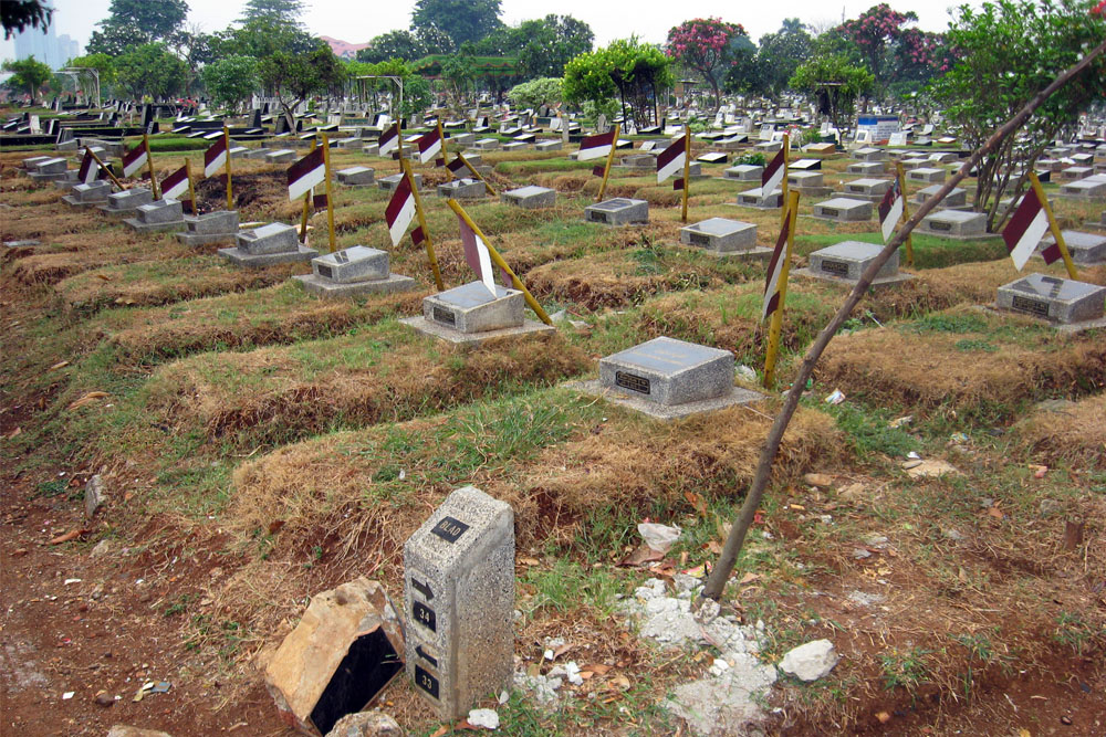 Graves Indonesian Freedom Fighters Karet Bivak Cemetery