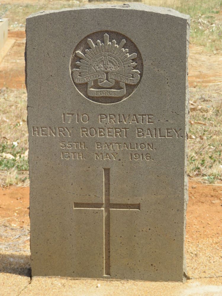 Commonwealth War Grave Wombat Cemetery