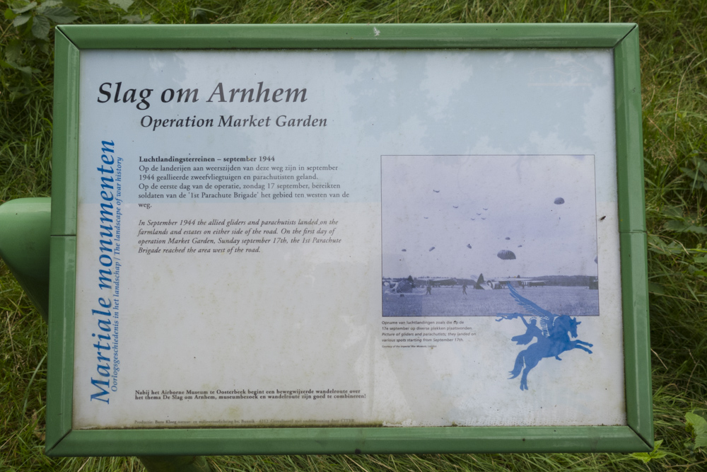 Informatiepaneel Slag om Arnhem - Luchtlandingsterreinen