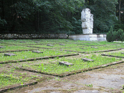 Soviet War Cemetery Łysa Gra
