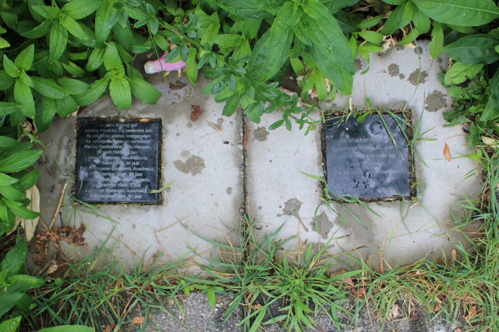 Memorial Stones Frank van Borselenlaan 4 #1