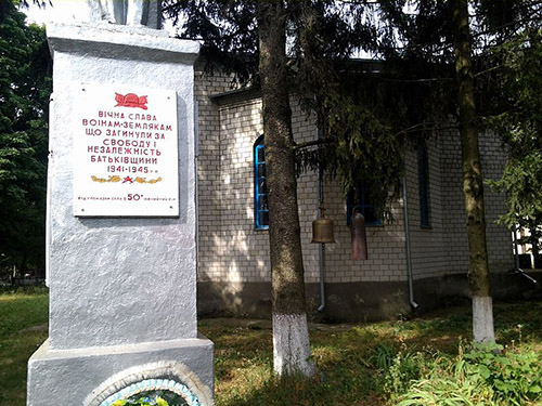 War Memorial Popivka