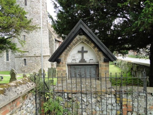 Oorlogsmonument Burnham Deepdale #2