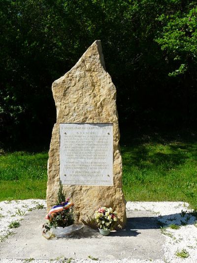 Monument Genterneerde Communisten Chteau du Sablou