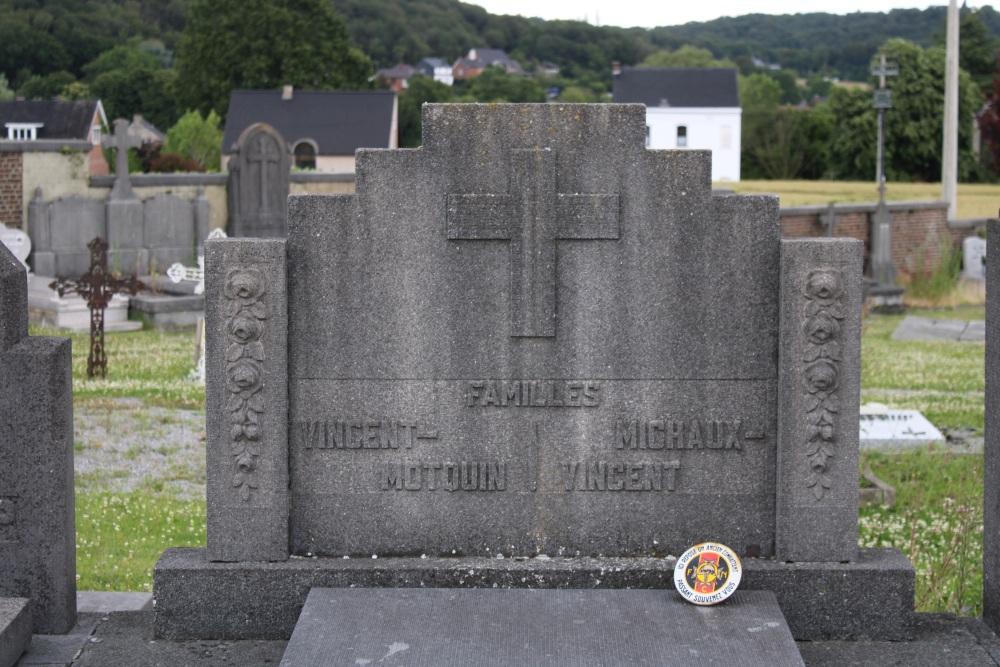 Belgian Graves Veterans Moustier-sur-Sambre