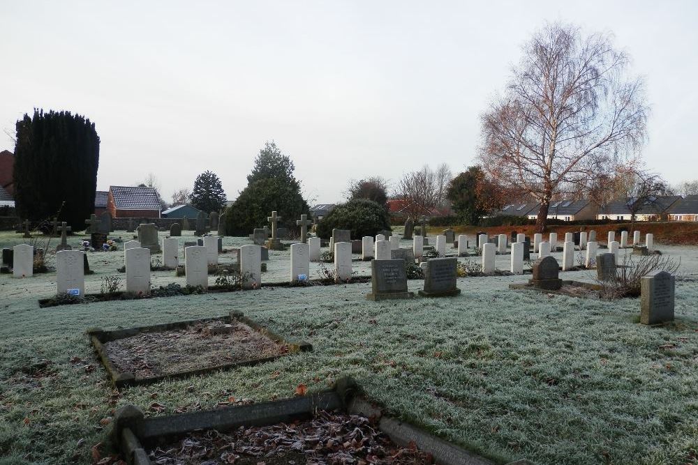 Commonwealth War Graves Catterick Cemetery