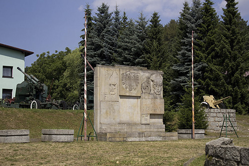 Monument Poolse Volksleger 1945