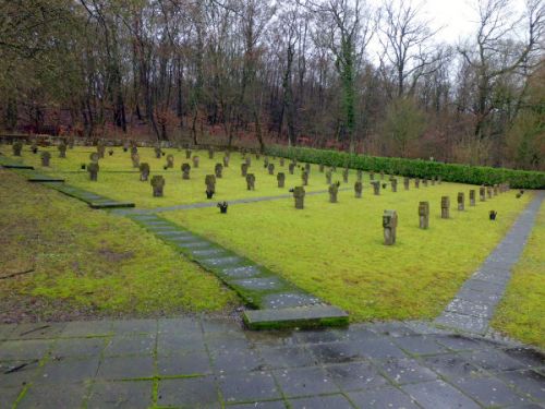 Duitse Oorlogsbegraafplaats Schwarzenbruch