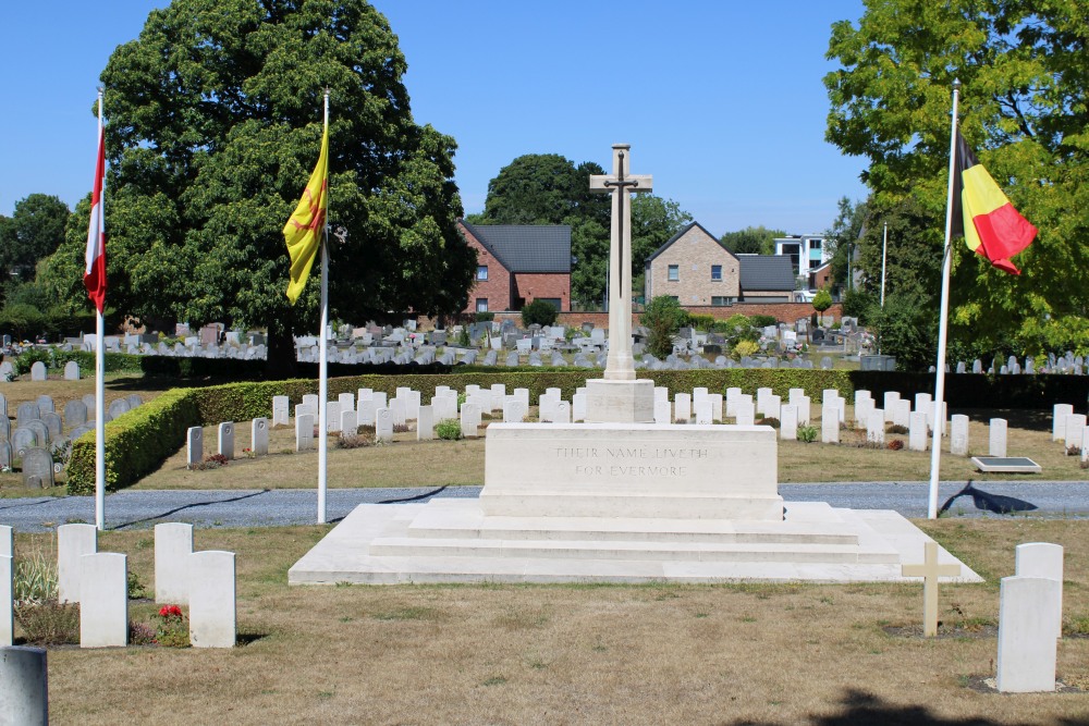 Oorlogsgraven van het Gemenebest Mons