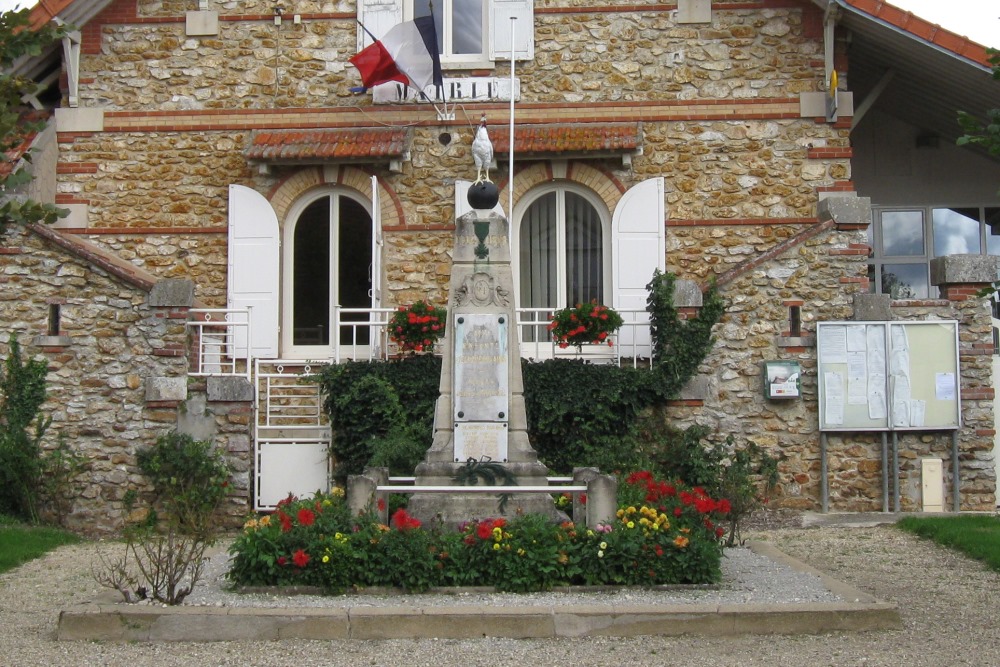 War Memorial chouboulains