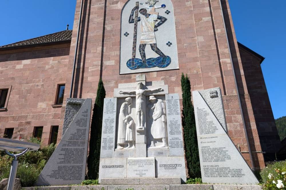 War Memorial Seebach #5