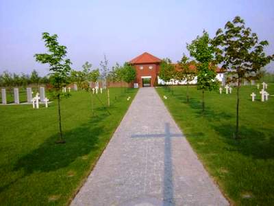 Duitse Oorlogsbegraafplaats Gro Ndlitz