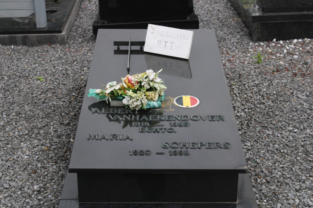 Belgian Graves Veterans Geetbets Cemetery #5