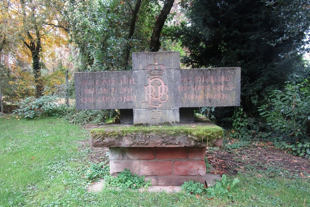 Regimental Monuments Hauptfriedhof