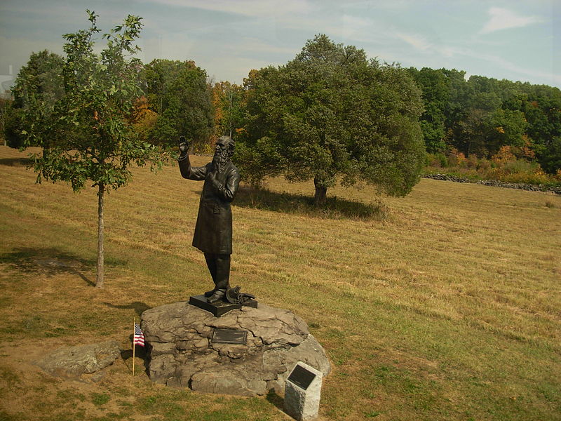 Statue Father William Corby